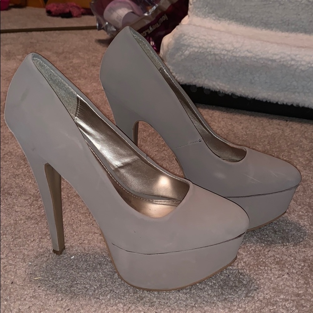 Cream Heels